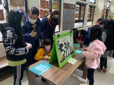 1100326 光點校園巡迴畫展